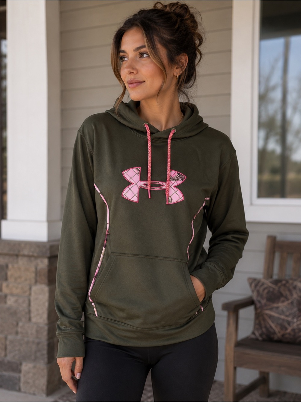 Under Armour Olive Hoodie with Pink Real Tree Trim Size XL Casual Streetwear